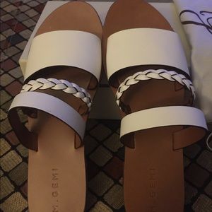 M. GEMI the Cesta Sandal White Leather in Size 42